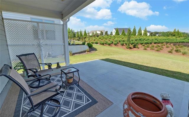 5724 Grapewood Street, Hoschton, GA 30548