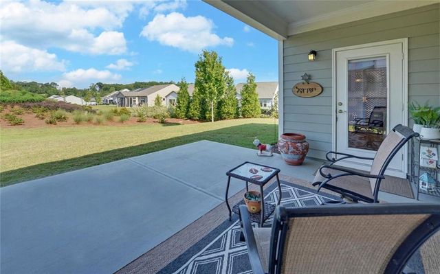 5724 Grapewood Street, Hoschton, GA 30548