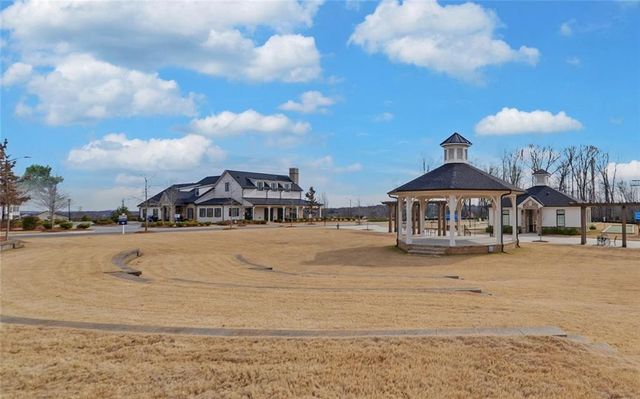 5724 Grapewood Street, Hoschton, GA 30548