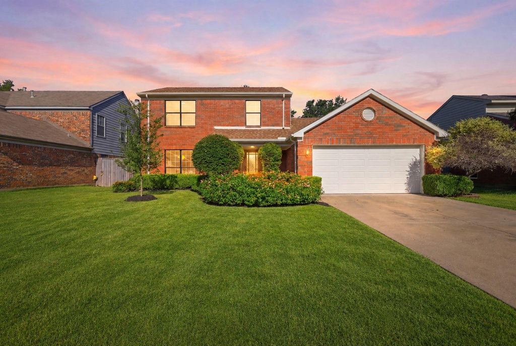 614 Berkley Drive, Grapevine, TX 76051