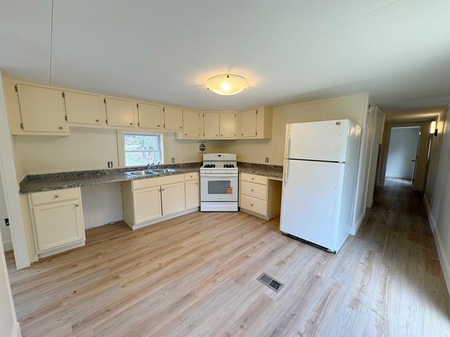 137 Keyes Hollow Road, Lempster, NH 03605