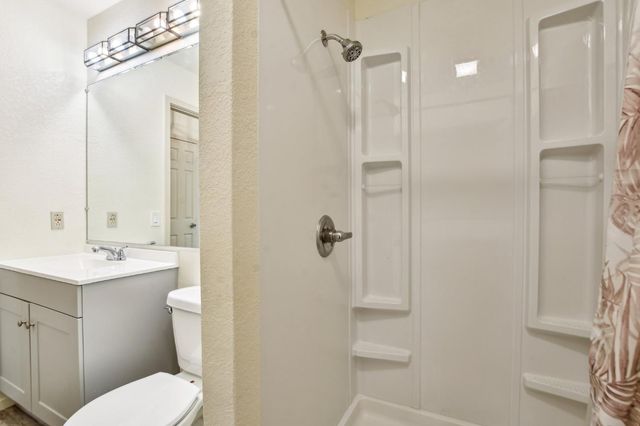 2280 Hurley Way #36, Sacramento, CA 95825