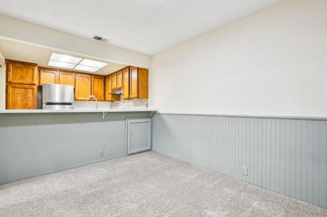 2280 Hurley Way #36, Sacramento, CA 95825