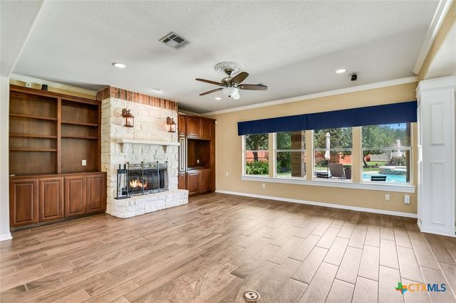 200 Diamond Trail, Georgetown, TX 78633