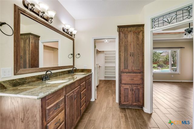 200 Diamond Trail, Georgetown, TX 78633