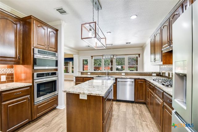 200 Diamond Trail, Georgetown, TX 78633
