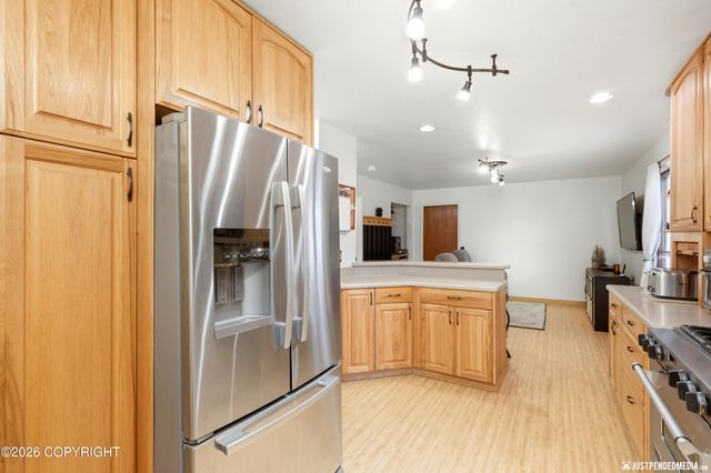 1811 Beaver Place, Anchorage, AK 99504