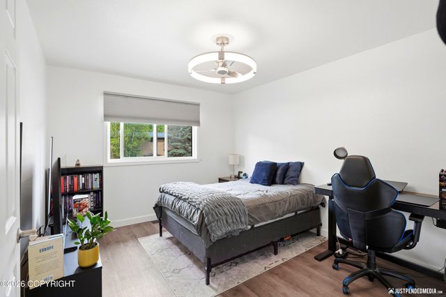 1811 Beaver Place, Anchorage, AK 99504