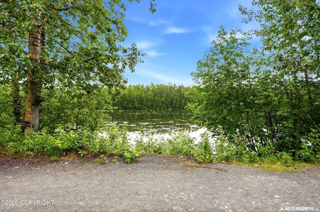 1811 Beaver Place, Anchorage, AK 99504