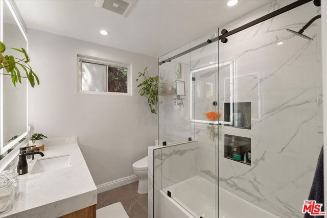 14934 Dickens Street 7, Sherman Oaks, CA 91403