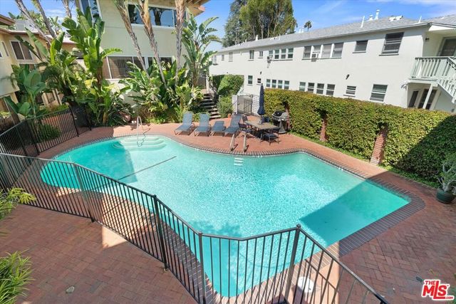 14934 Dickens Street 7, Sherman Oaks, CA 91403