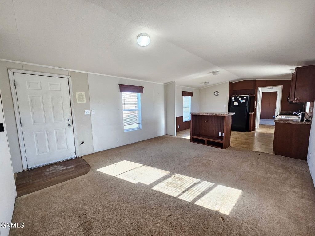 2215 33rd Terrace, Williston, ND 58801 photo 5