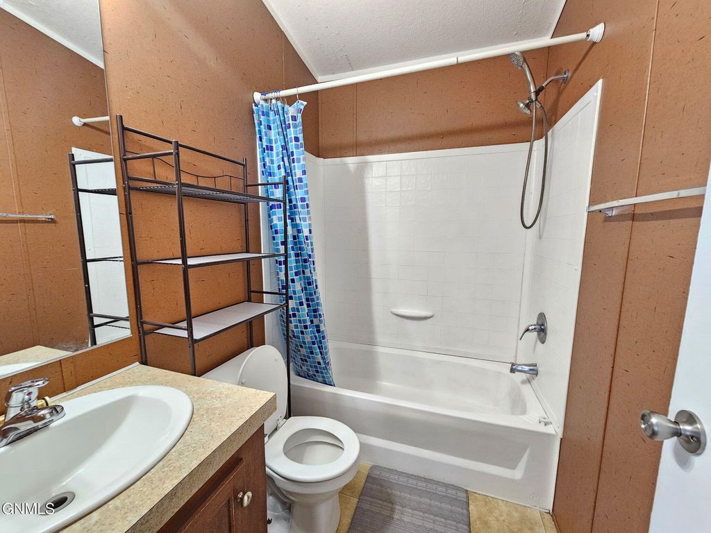 2215 33rd Terrace, Williston, ND 58801 photo 9