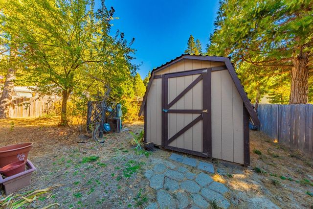 39737 Road 274 # 22, Bass Lake, CA 93604