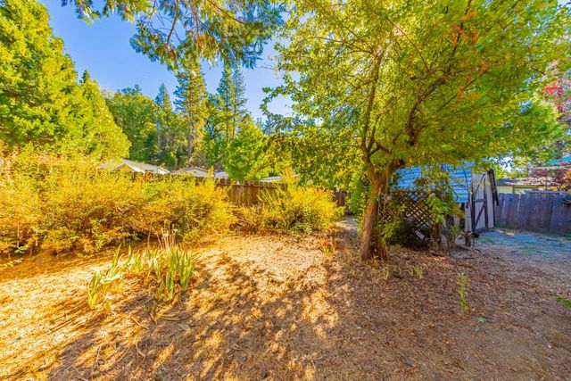 39737 Road 274 # 22, Bass Lake, CA 93604