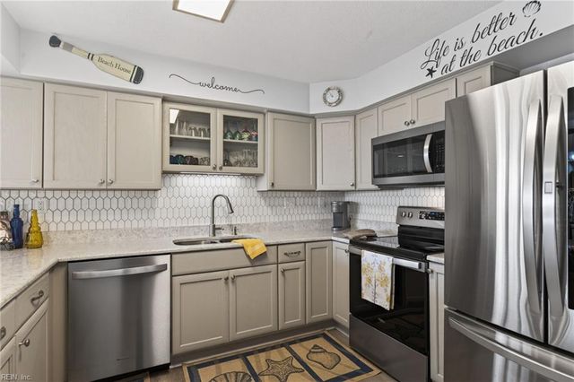 316 Winston Salem Ave Apt 501, Virginia Beach, VA 23451