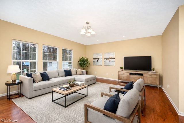 3784 Firethorn Drive, Aurora, OH 44202