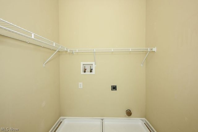 3784 Firethorn Drive, Aurora, OH 44202