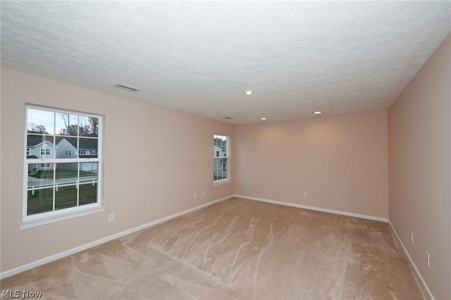 3784 Firethorn Drive, Aurora, OH 44202