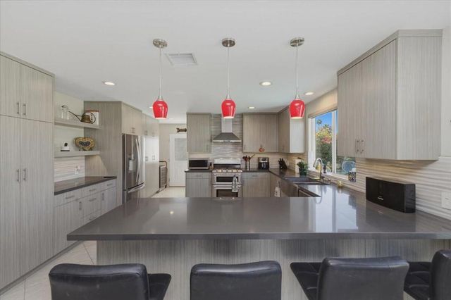 74614 Yucca Tree Drive, Palm Desert, CA 92260