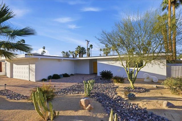 74614 Yucca Tree Drive, Palm Desert, CA 92260