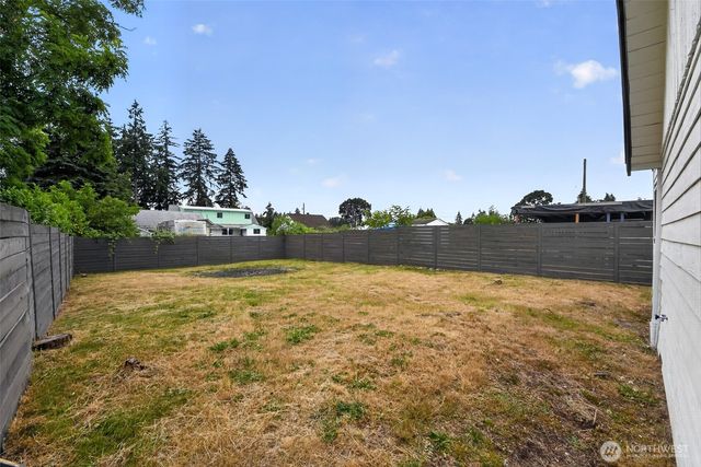 512 133rd Street S, Tacoma, WA 98444