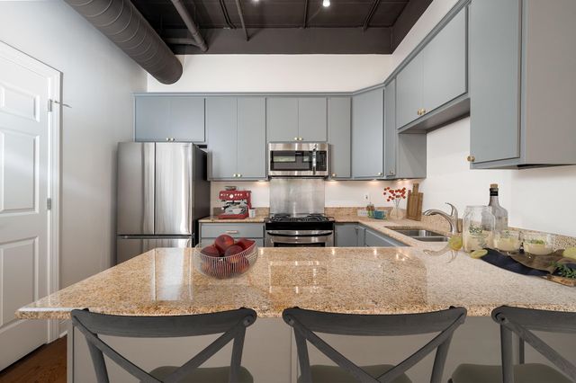 95 S Main St Apt 204, Memphis, TN 38103