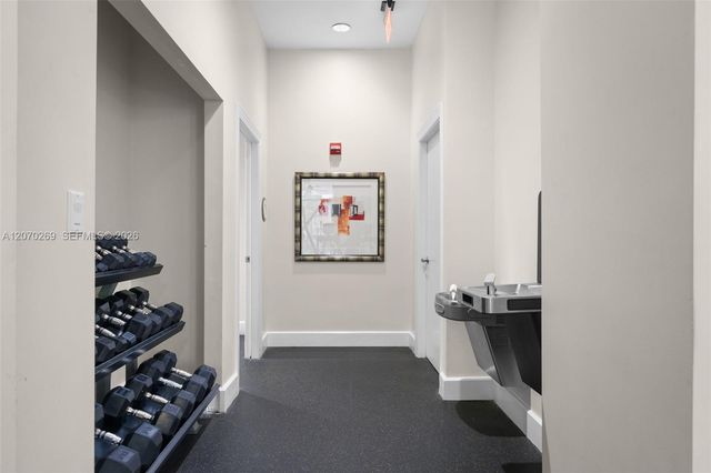1830 Radius Drive 903, Hollywood, FL 33020