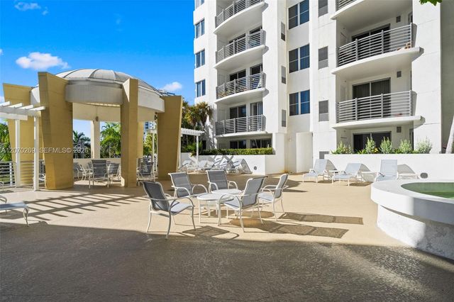 1830 Radius Drive 903, Hollywood, FL 33020