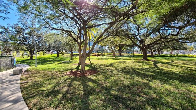 1830 Radius Drive 903, Hollywood, FL 33020