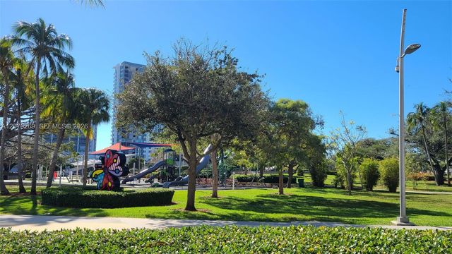 1830 Radius Drive 903, Hollywood, FL 33020