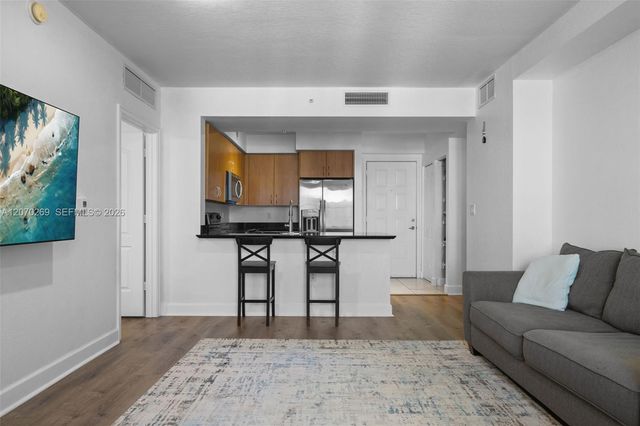 1830 Radius Drive 903, Hollywood, FL 33020