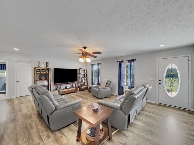3265 Highway 141, N, Hartsville, TN 37074