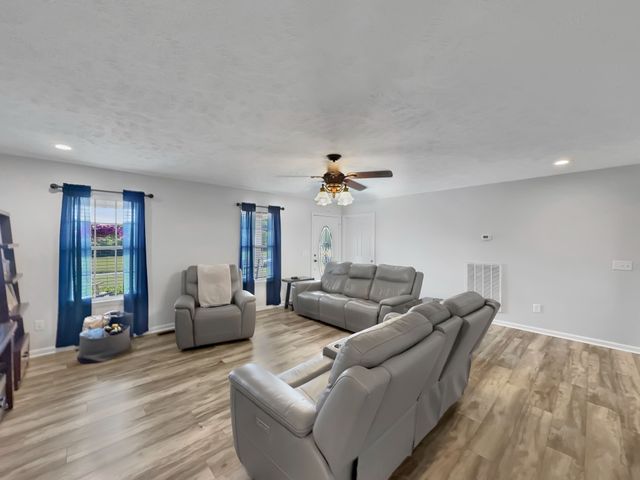 3265 Highway 141, N, Hartsville, TN 37074