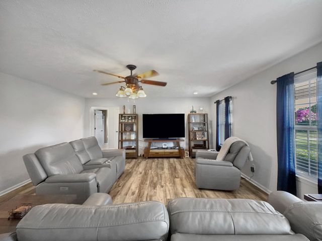 3265 Highway 141, N, Hartsville, TN 37074