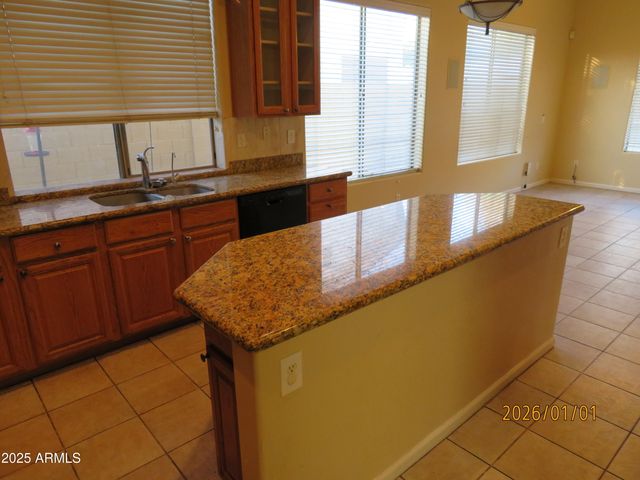 7748 E MANANA Drive, Scottsdale, AZ 85255