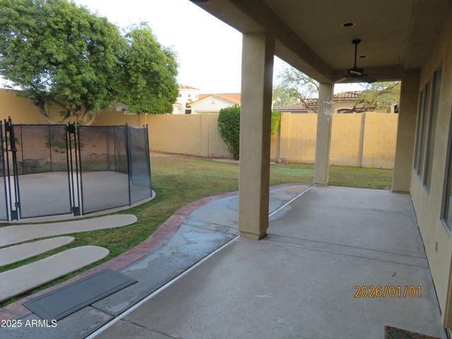 7748 E MANANA Drive, Scottsdale, AZ 85255