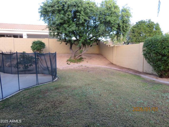 7748 E MANANA Drive, Scottsdale, AZ 85255