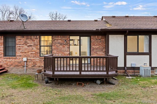 25029 Joanne Smith Drive, Warren, MI 48091