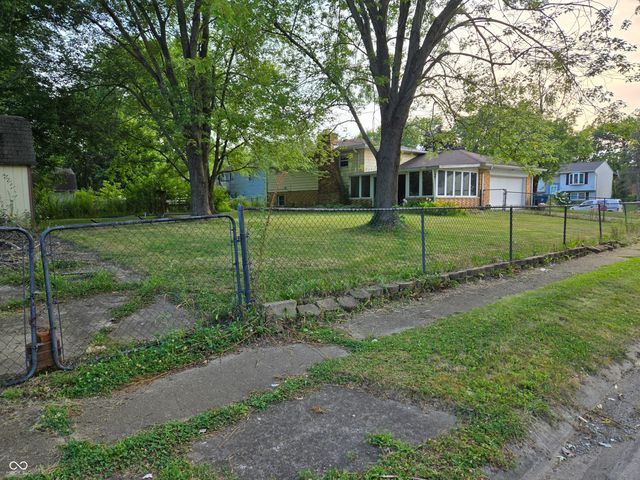 6811 Cordova Drive, Indianapolis, IN 46221