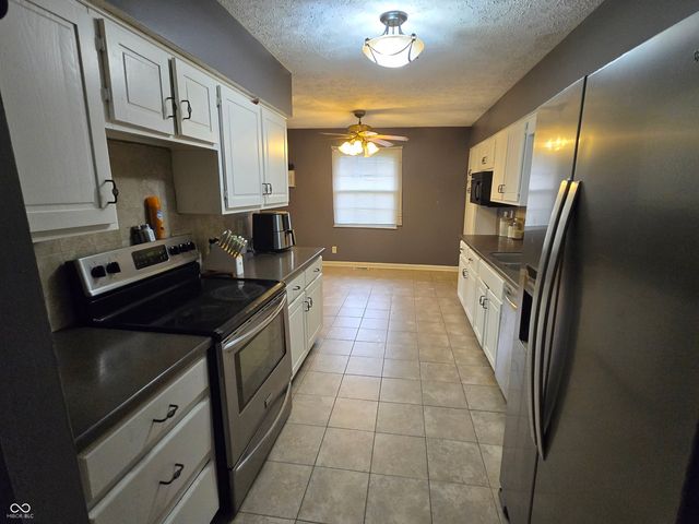 6811 Cordova Drive, Indianapolis, IN 46221