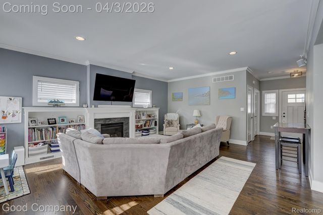 308 Parkdale Avenue, Royal Oak, MI 48073