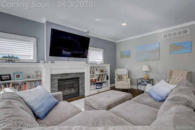 308 Parkdale Avenue, Royal Oak, MI 48073