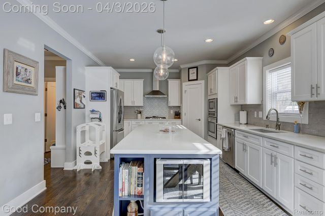 308 Parkdale Avenue, Royal Oak, MI 48073