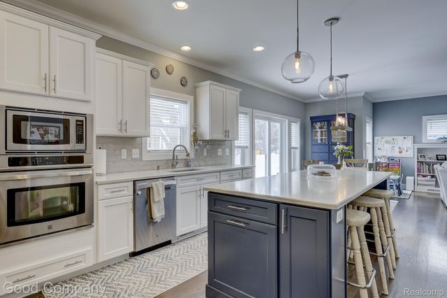 308 Parkdale Avenue, Royal Oak, MI 48073