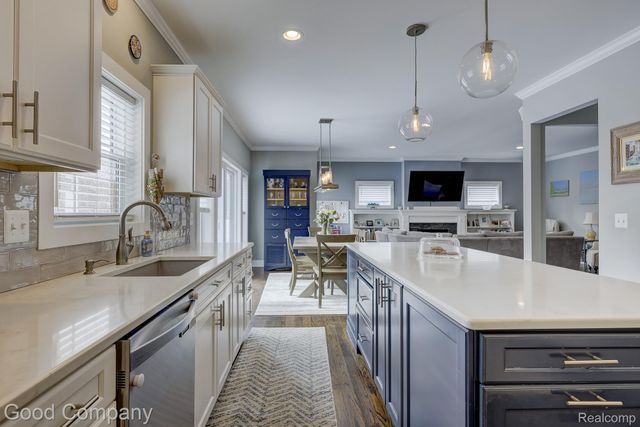 308 Parkdale Avenue, Royal Oak, MI 48073