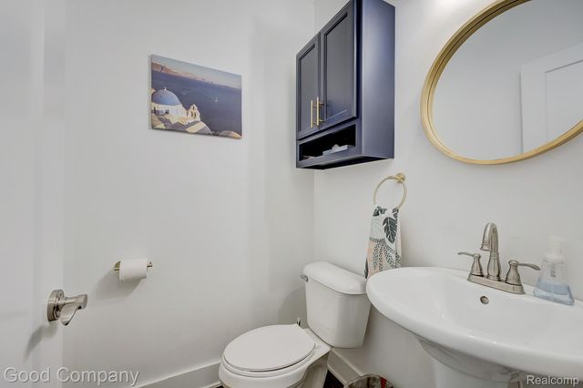 308 Parkdale Avenue, Royal Oak, MI 48073