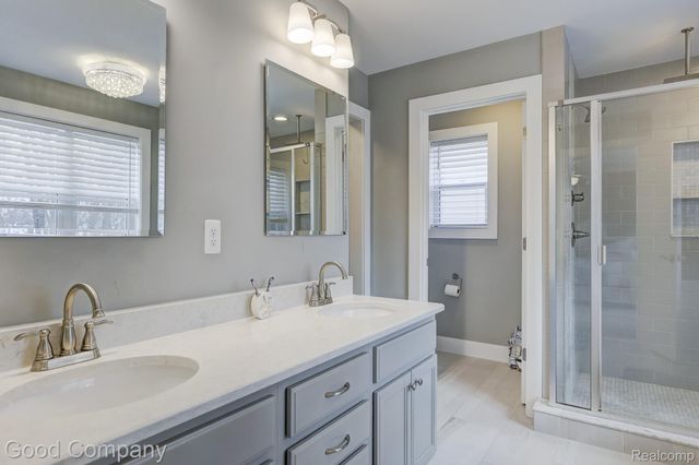 308 Parkdale Avenue, Royal Oak, MI 48073