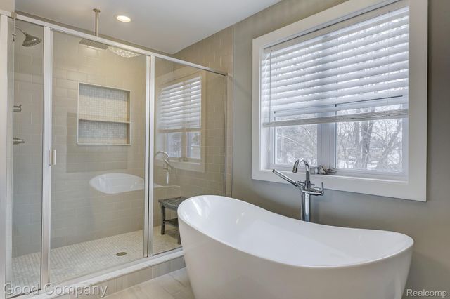 308 Parkdale Avenue, Royal Oak, MI 48073