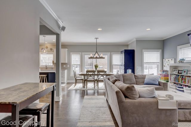 308 Parkdale Avenue, Royal Oak, MI 48073